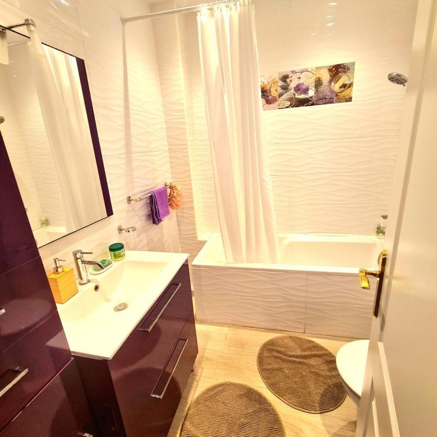 Vakantiehuis * Holiday Home * Casa De Vacaciones * Urb. Chayofita 코스타델실렌시오 외부 사진